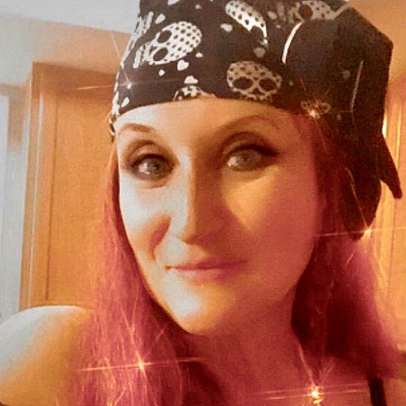 Meet your Posher, Paula - Picture 1 of 1